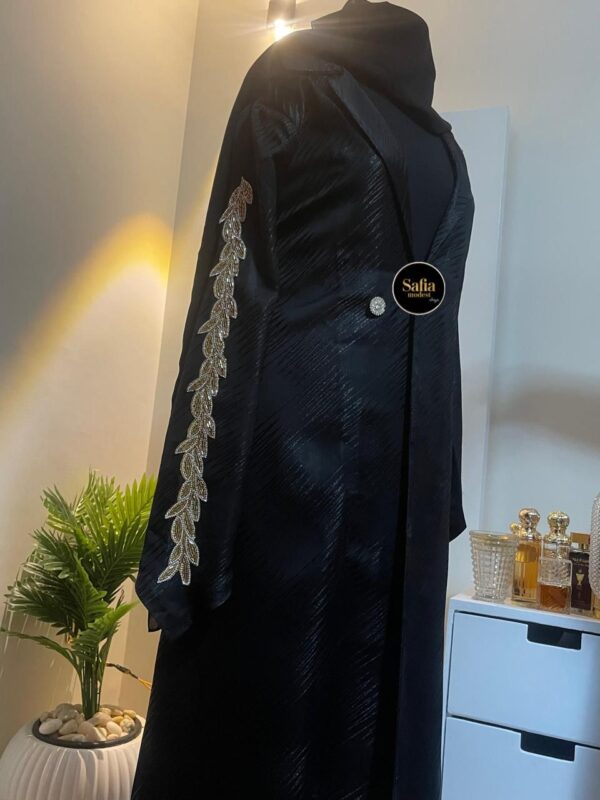 Safia in Black
