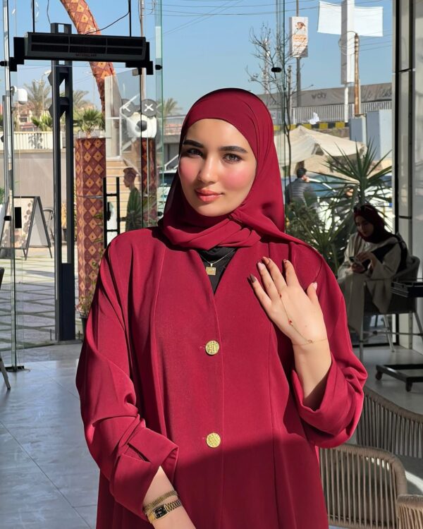 Qamar Abaya